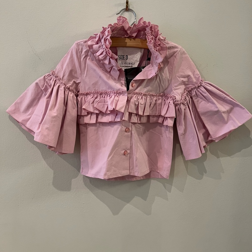 Caroline bosmans adorable pink ruffled button down